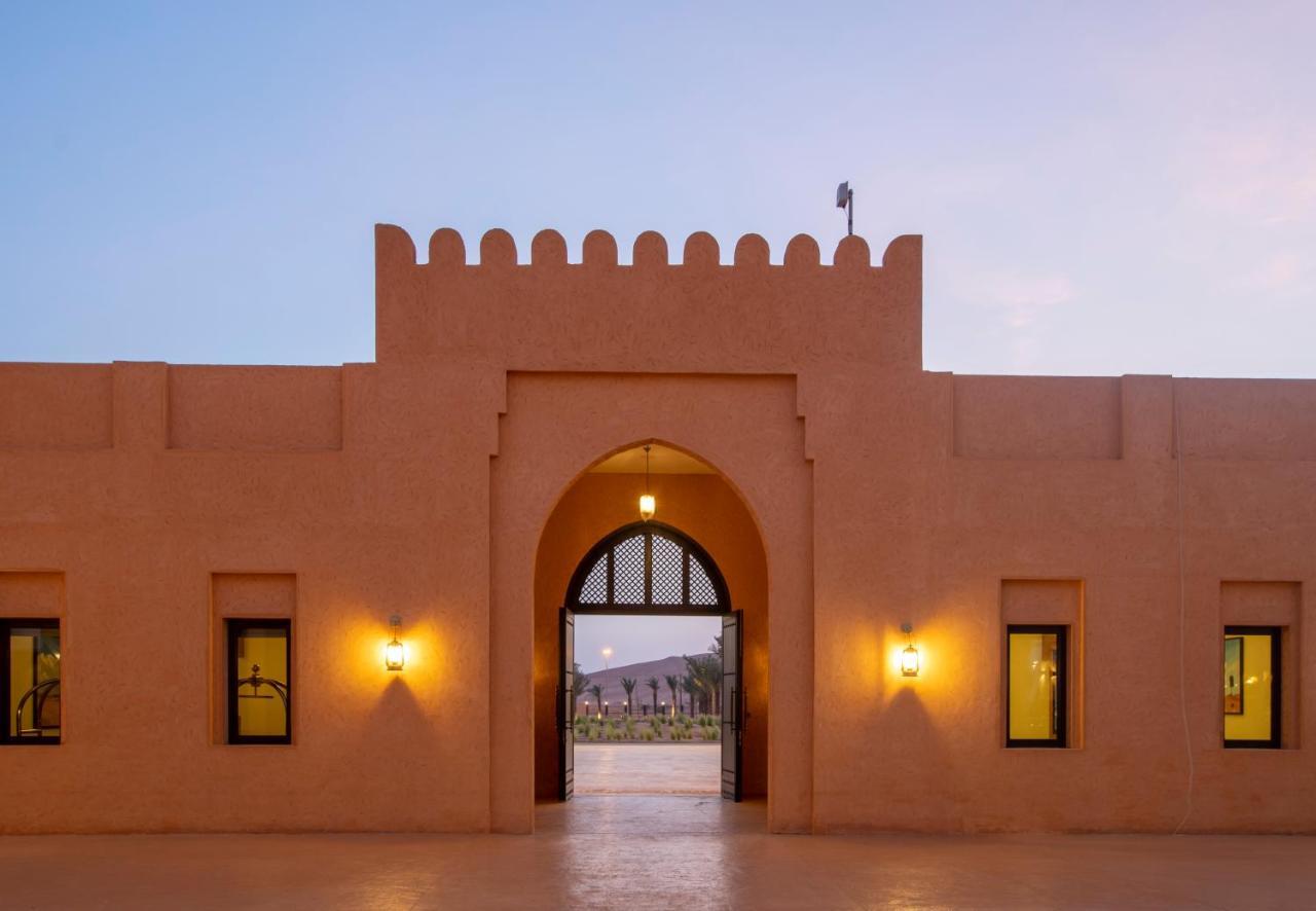 Hotel Al Badayer Retreat By Sharjah Collection à Margham Extérieur photo Entrance to the hotel