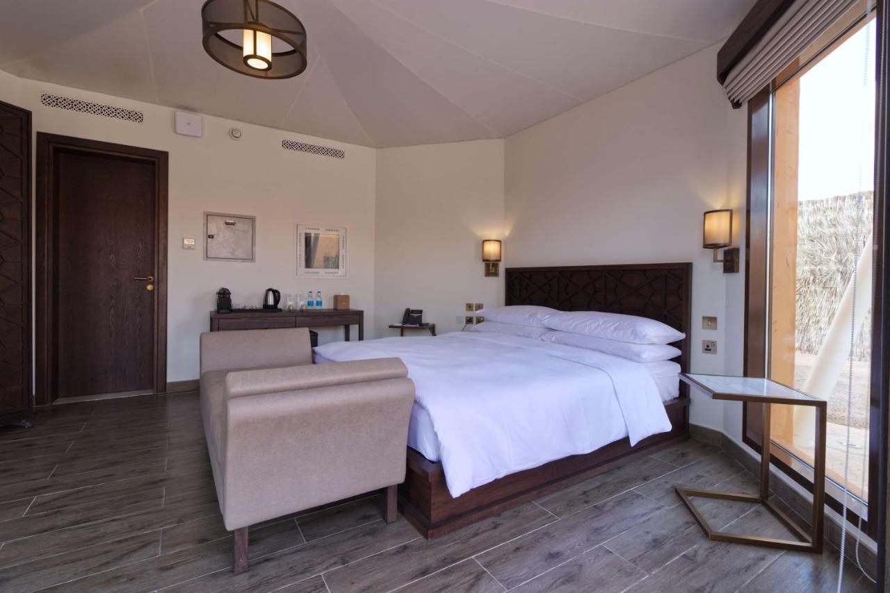 Hotel Al Badayer Retreat By Sharjah Collection à Margham Extérieur photo A bedroom at the Al Maha Desert Resort