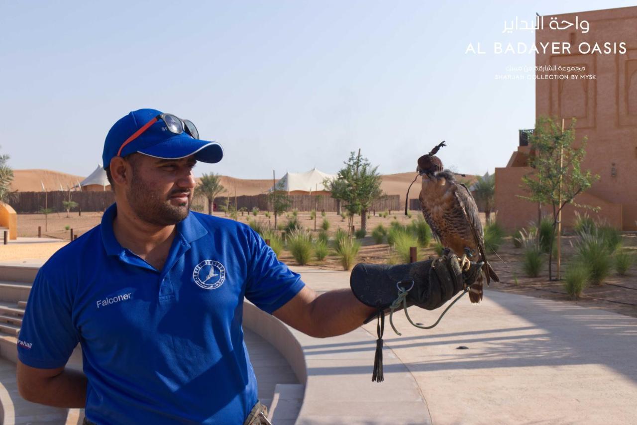 Hotel Al Badayer Retreat By Sharjah Collection à Margham Extérieur photo Falconry in Al-Jahili Fort, Al-Ahsa, Saudi Arabia